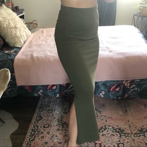 Vero Moda Dresses & Skirts - ❤️3 for 60❤️Vero moda organic cotton maxi skirt